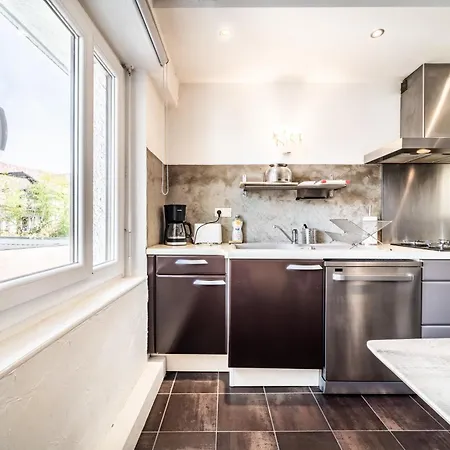 Proche Et Thermes Apartament *